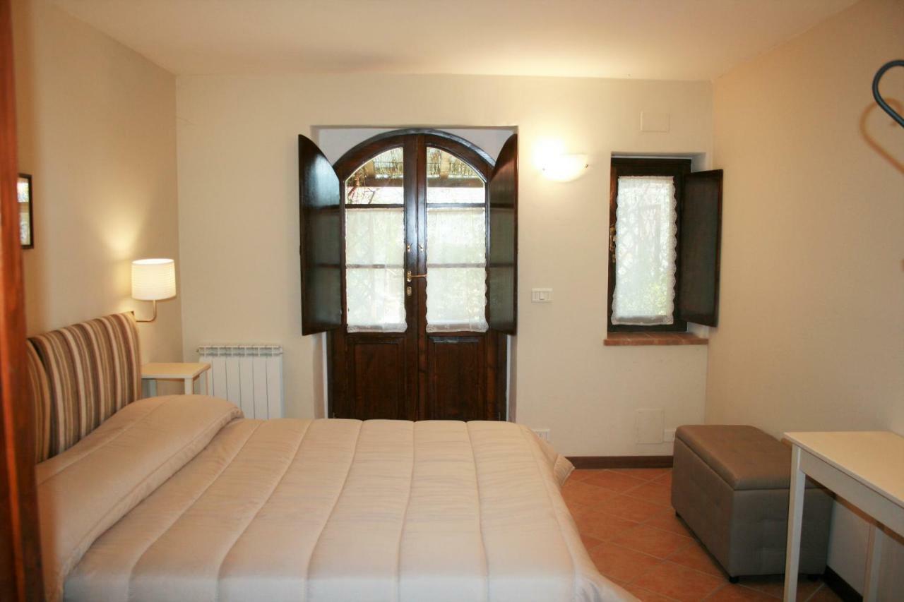 Colleparadiso Hotel Assisi Esterno foto